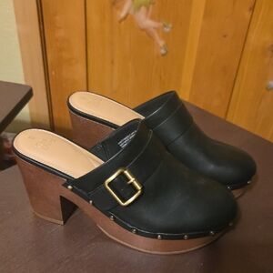 Time&tru Shoes Size 9